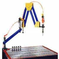 Braço Articulado com rosqueadeira pneumática